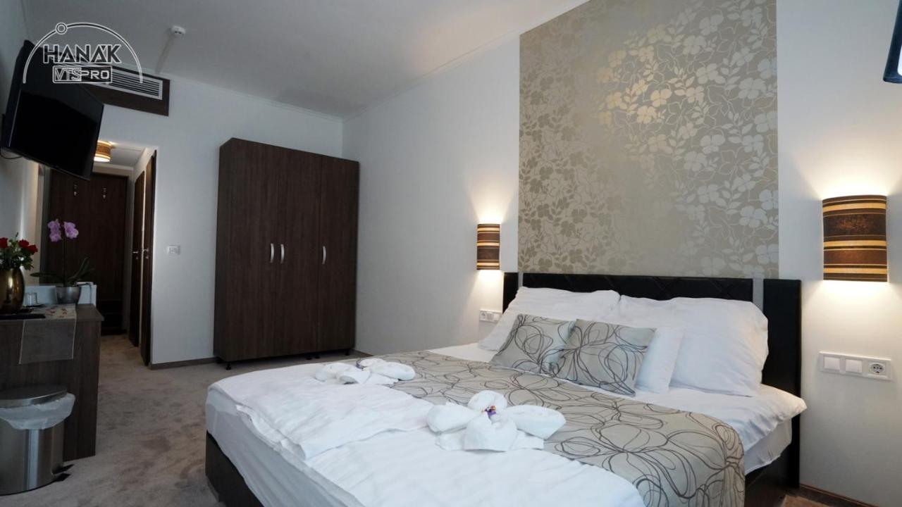 Hotel Irisz Mestecǎneşti Exterior foto